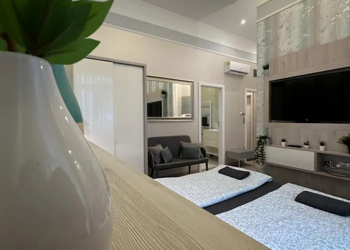 Revay 20 Suites By Corall
